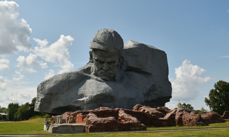 Мемарыяльны комплекс «Брэсцкая крэпасць-герой» в Минске